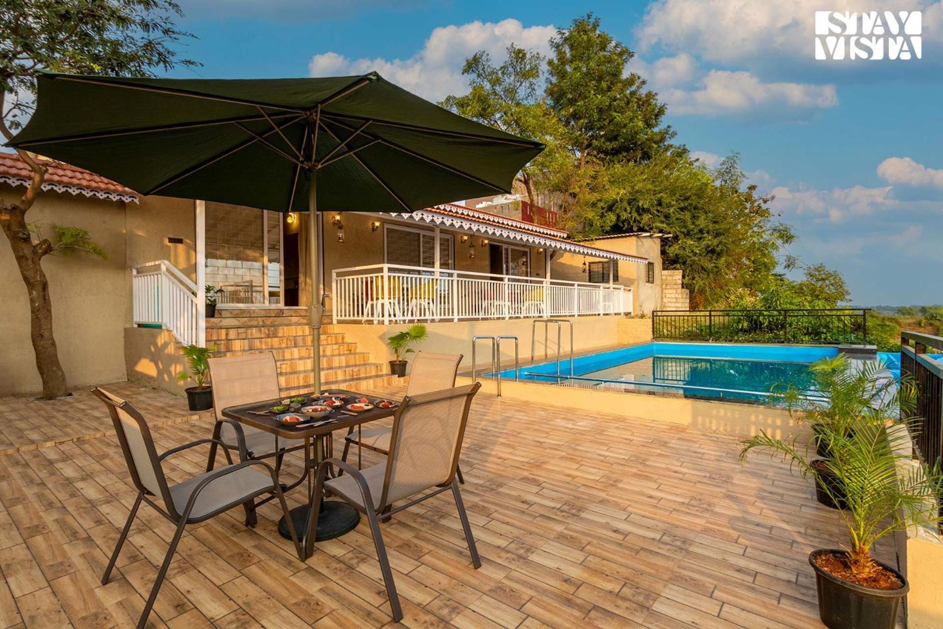 נאסיק Stayvista'S Harvest Haven - Pool-View Villa With Deck & Machan Near Sula מראה חיצוני תמונה